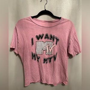 American Eagle x MTV cropped shirt